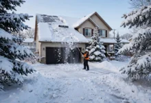加拿大冬季屋顶积雪清理全解:危险信号 3 个、安全清理 2 法、请人费用怎么算-加拿大大