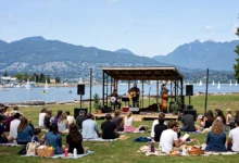 温哥华民谣节 Vancouver Folk Fest:7月海边音乐节,免费玩法全攻略-加拿大大