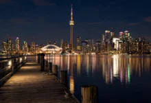 多伦多湖滨夜游:5个夜景码头全解-加拿大大